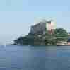 castello-di-baia