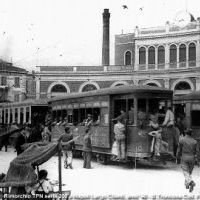 tpn,Napoli,tiro a segno, tram in sosta alla fermata tpn-al-tiro-a-segno1